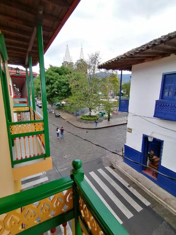 Hotel Balcones del Parque Jardín Exterior foto