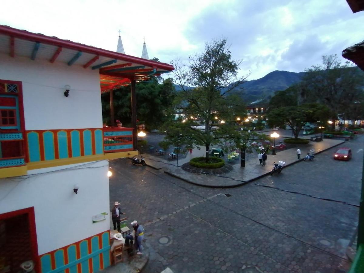 Hotel Balcones del Parque Jardín Exterior foto